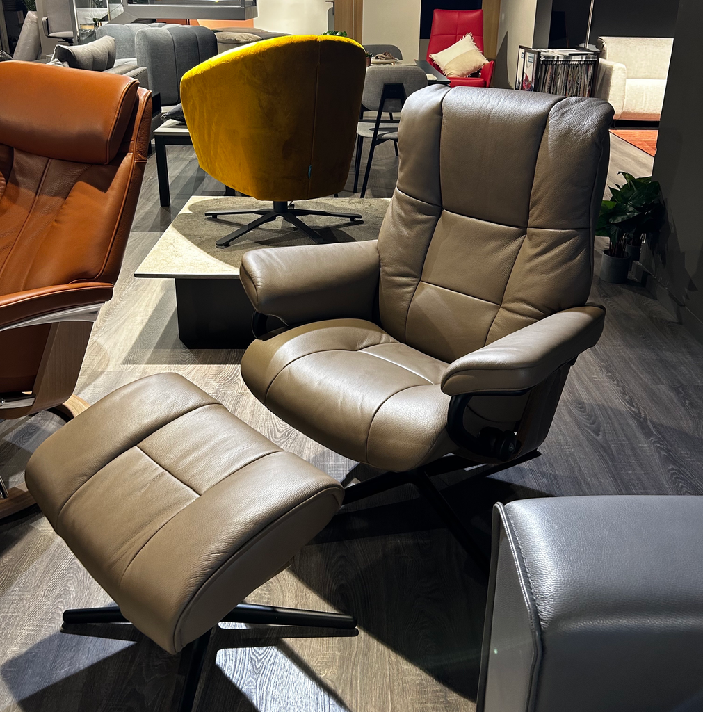 Stressless® Mayfair (M) Cross sillon c/puf outlet