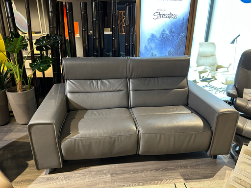 Emily Stressless sofá piel Noblese Antracita Outlet